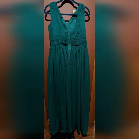 Amazon - Never Worn Junior Girls Bridesmaid Dress - Picture 4 of 6